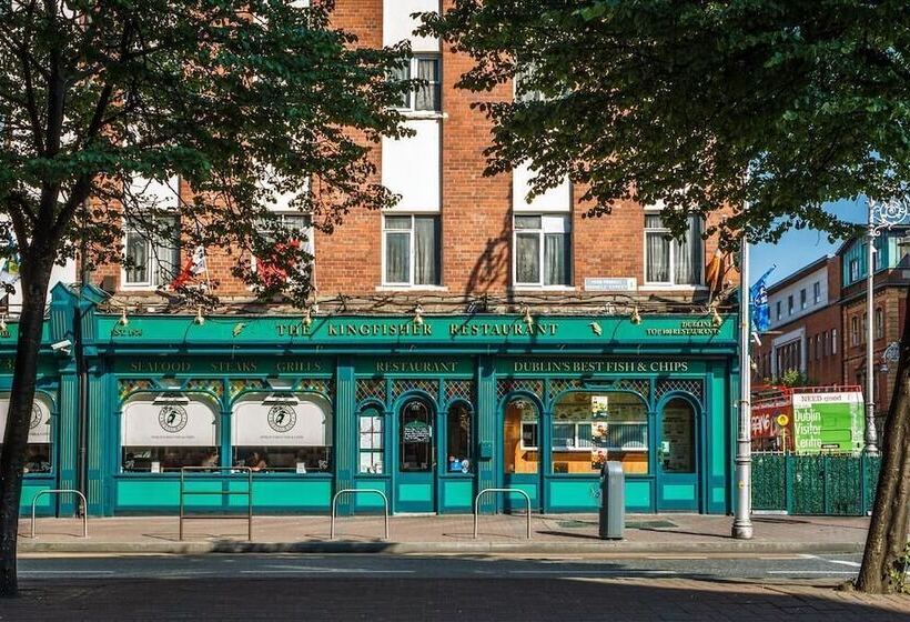 Kingfisher Townhouse