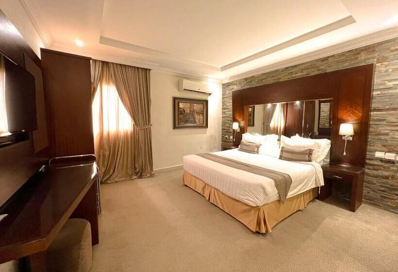 Fotos del hotel Loren Suites:  11