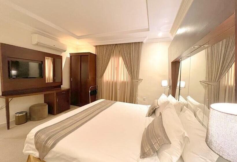 Fotos del hotel Loren Suites:  16