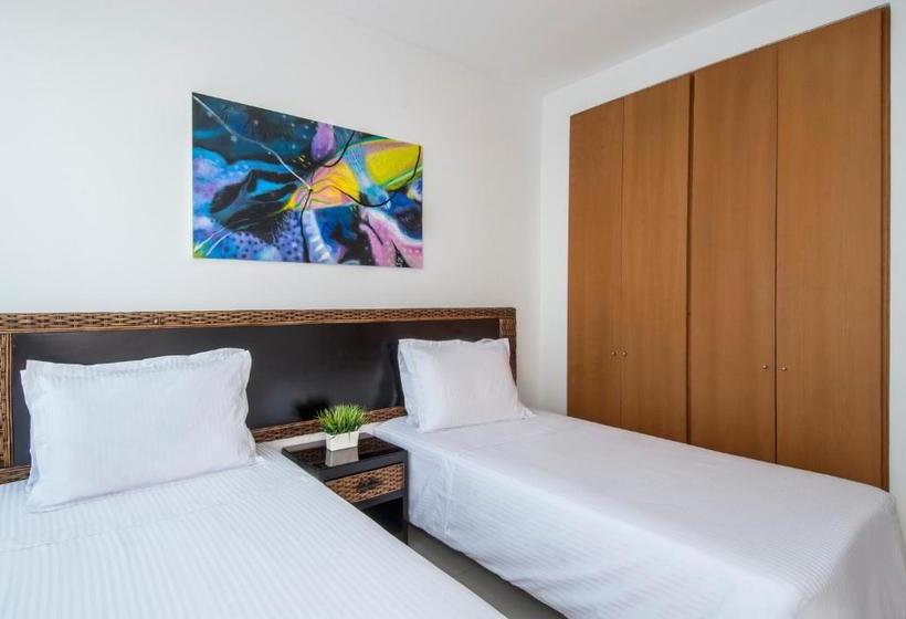 Fotos del hotel Travelers Orange Cartagena:  22