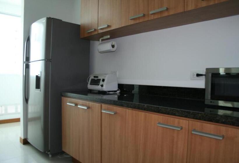 Fotos del hotel Travelers Orange Cartagena:  11