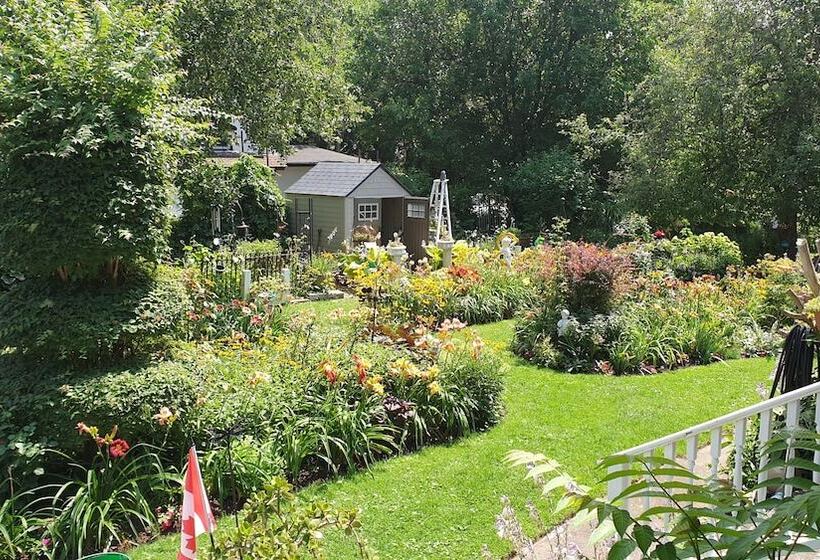 Fotos del hotel A Moment In Time Bed And Breakfast:  4