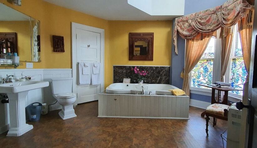 Fotos del hotel A Night To Remember B & B:  15