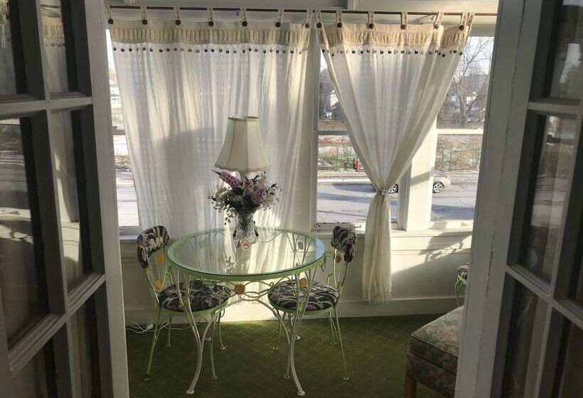 Fotos del hotel A Night To Remember B & B:  2