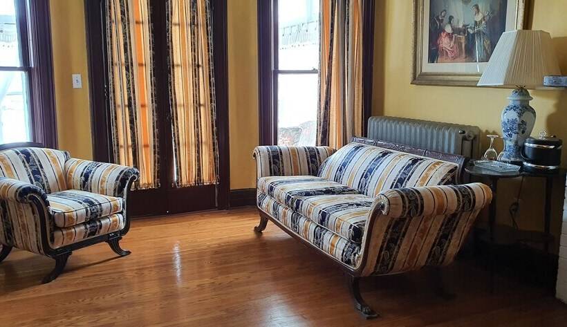 A Night To Remember B & B