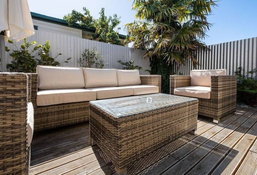 Fotos del hotel Two Tree Lodge:  2