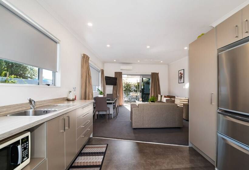 Fotos del hotel Two Tree Lodge:  11