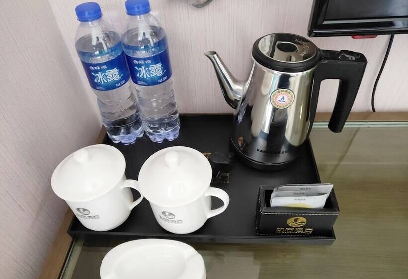 Fotos del hotel Insail S:  17