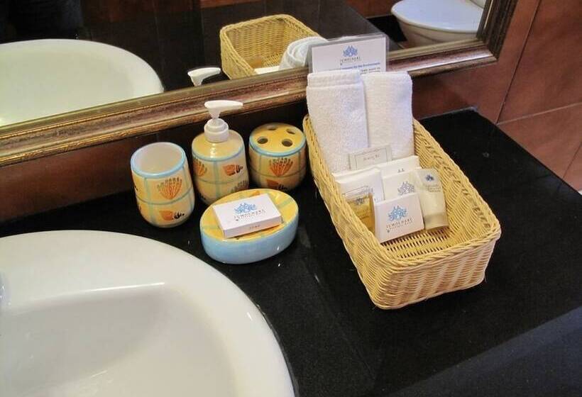 Fotos del hotel Jumolhari:  13