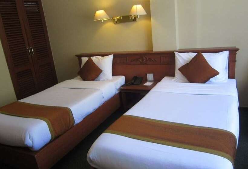 Fotos del hotel Jumolhari:  17