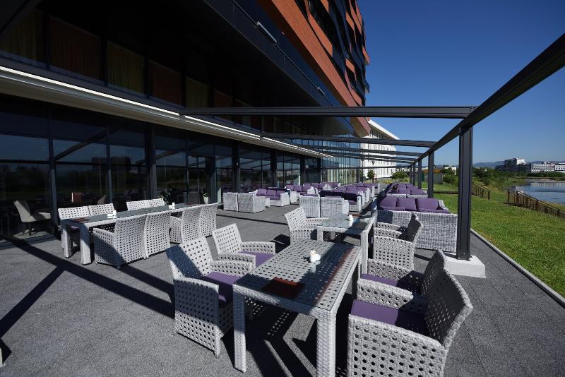 Fotos del hotel Malak Regency:  8