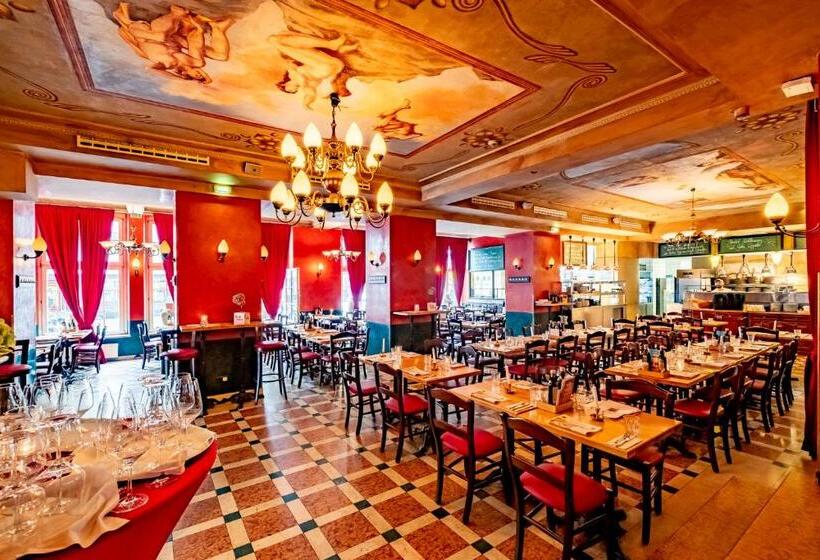 Fotos del hotel Xii Apostel Albergo:  10