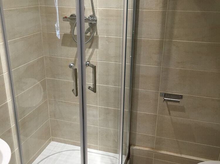 Fotos del hotel Wakefield Limes:  8