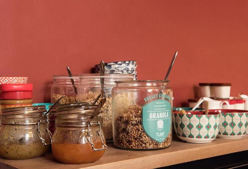 Fotos del hotel Ganda Rooms & Suites:  13