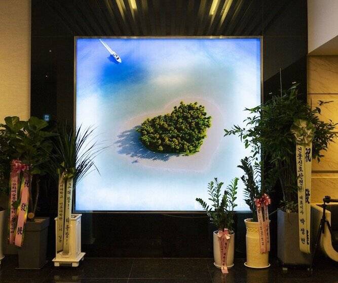 Fotos del hotel Tirol:  8