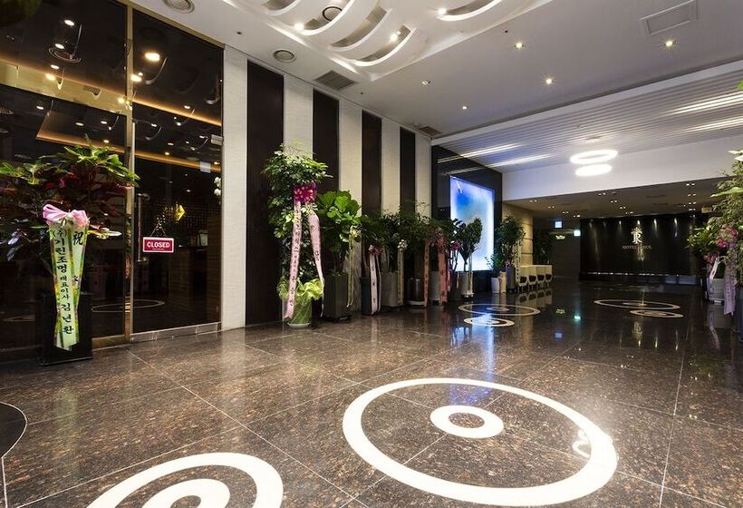 Fotos del hotel Tirol:  3