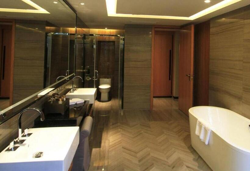 Fotos del hotel Zhangjiagang Zhonglian Gdh International:  5