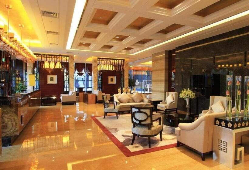 Fotos del hotel Zhangjiagang Zhonglian Gdh International:  7