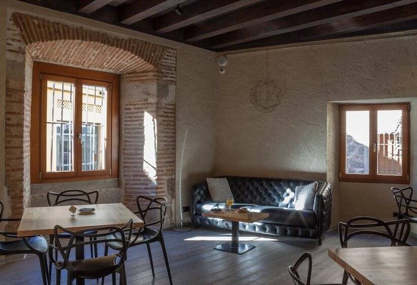 El Encanto  & Cafetería