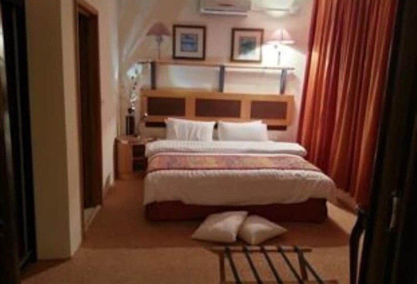 Fotos del hotel Renad:  17