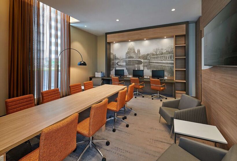 Fotos del hotel Hampton By Hilton Berlin City Centre Alexanderplatz:  8