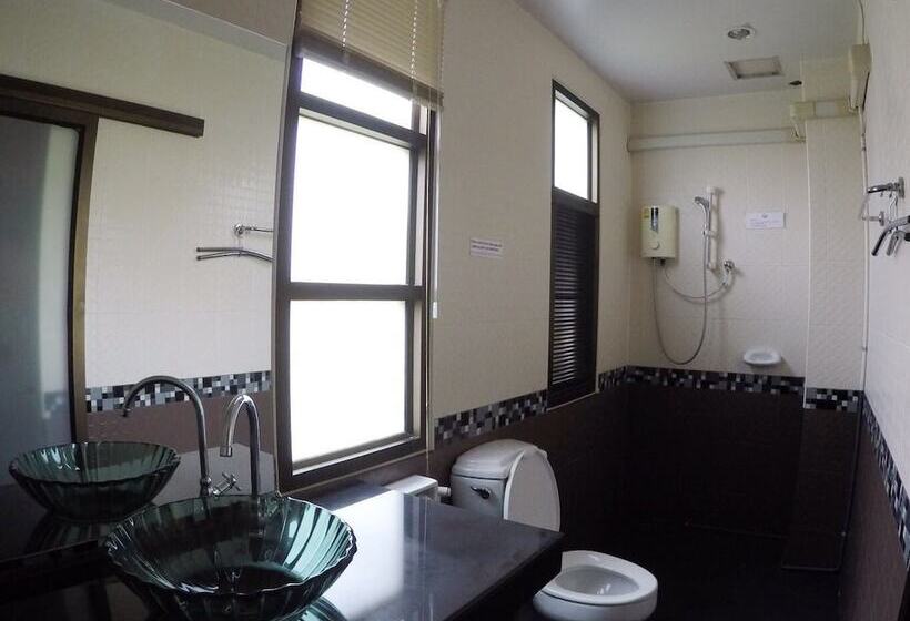 Fotos del hotel The Old Palace Resort:  11