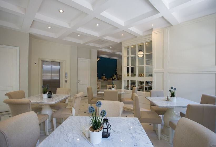 Fotos del hotel Amalfi Hotel Seminyak:  3