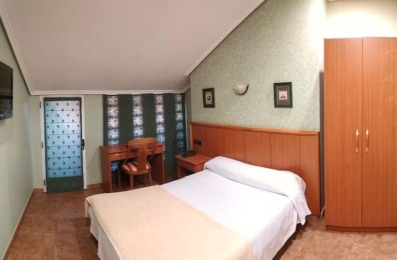 Fotos del hotel Real De Castilla:  9