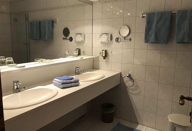 Fotos del hotel Omesberg:  15