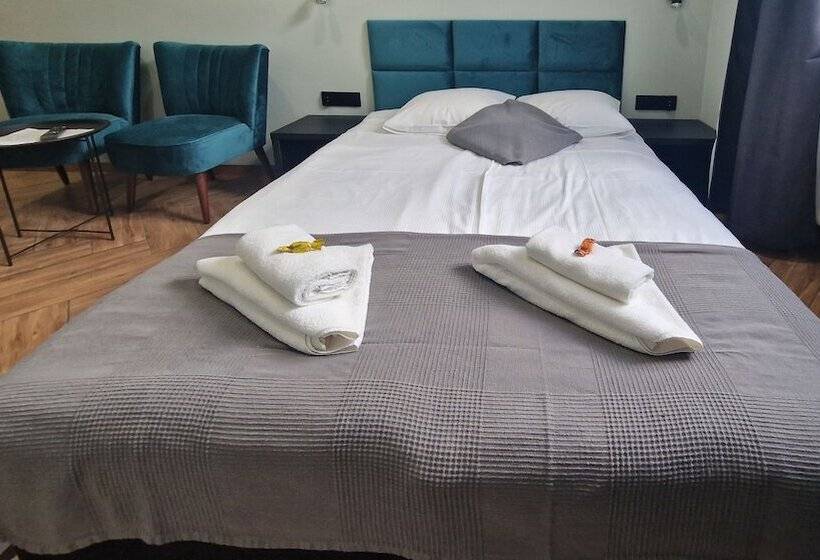 Fotos del hotel Happy Tower:  6