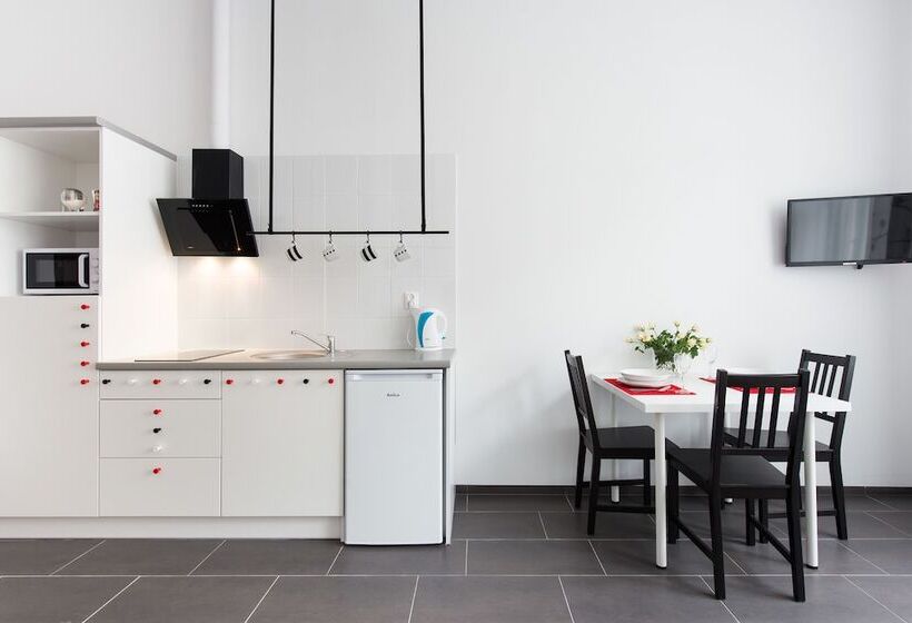 Fotos del hotel Happy Tower:  11