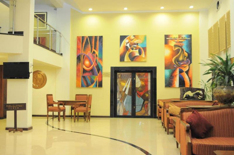 Fotos del hotel Royal Court:  2