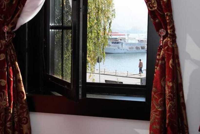 Fotos del hotel Villa Lihnidos Square:  5