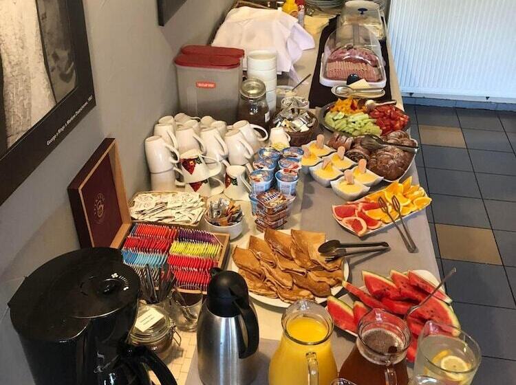 Fotos del hotel Penzión Cosmopolitan I:  15