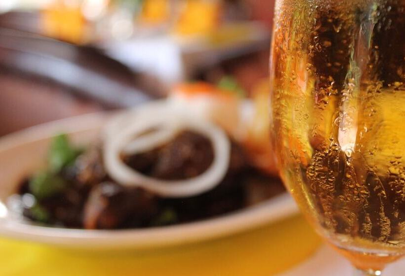 Fotos del hotel Embajadoras:  8