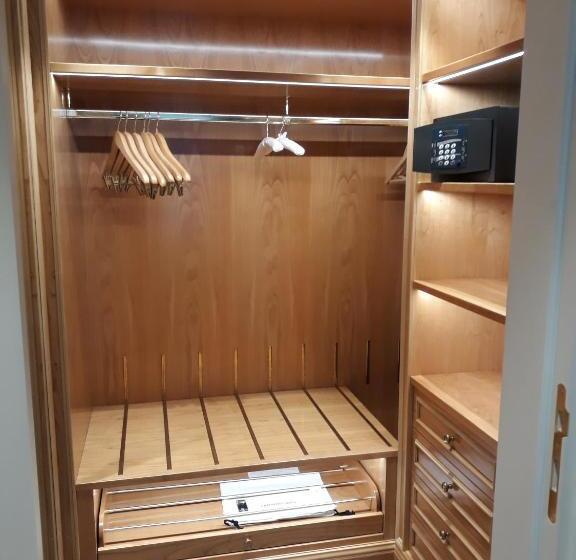 Fotos del hotel Splendide Royal Paris - Relais & Châteaux:  2