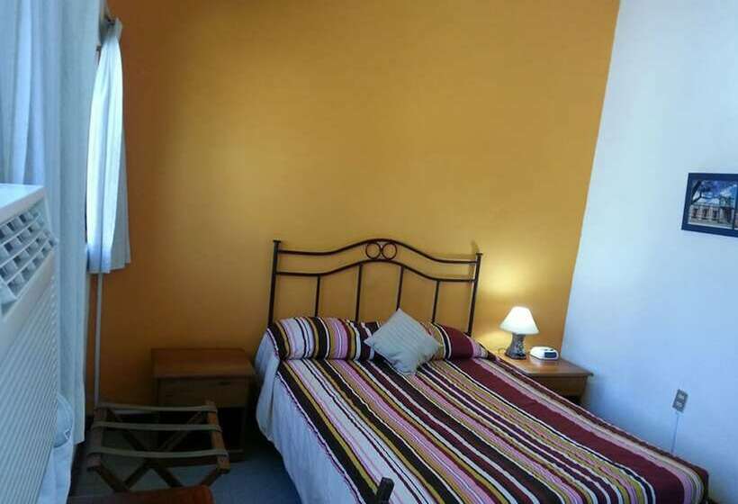 Fotos del hotel Casa Flores De Tikal:  17