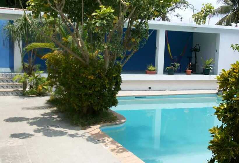 Casa Flores De Tikal