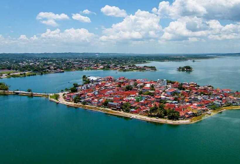 Fotos del hotel Casa Flores De Tikal:  8