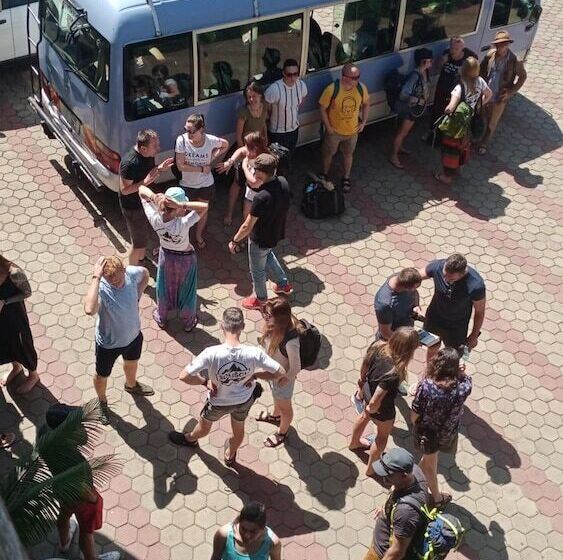 Fotos del hotel The Charity  International:  7