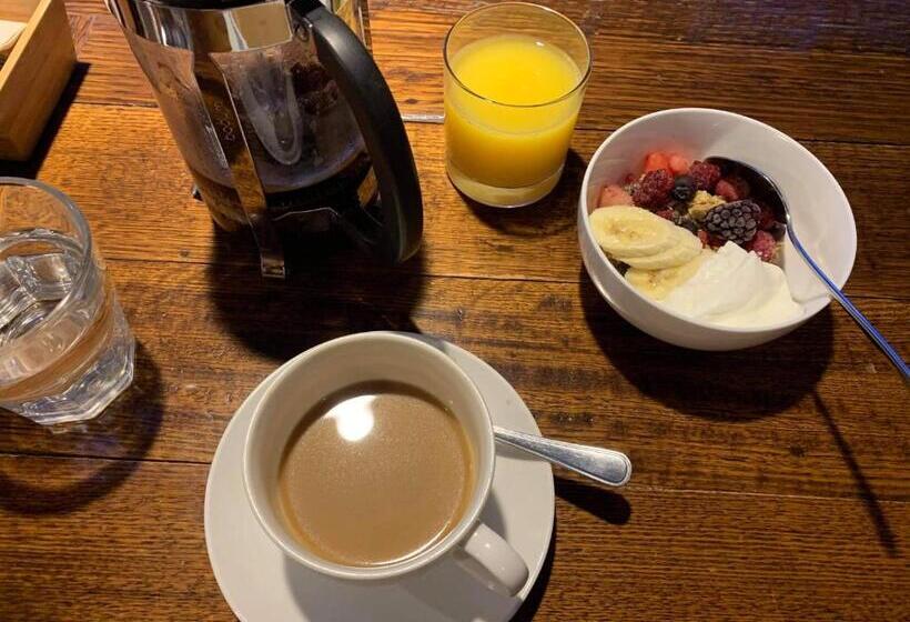 Fotos del hotel Bears Den Mountain Lodge:  11