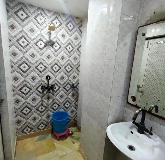 Fotos del hotel Laxman Resort:  8