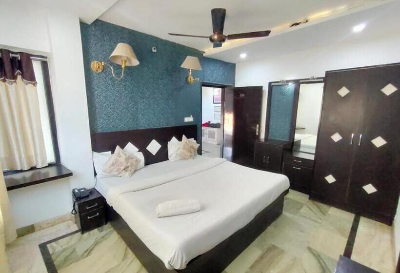 Fotos del hotel Laxman Resort:  11