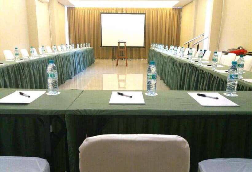 Fotos del hotel Moscha Surabaya City Center:  6