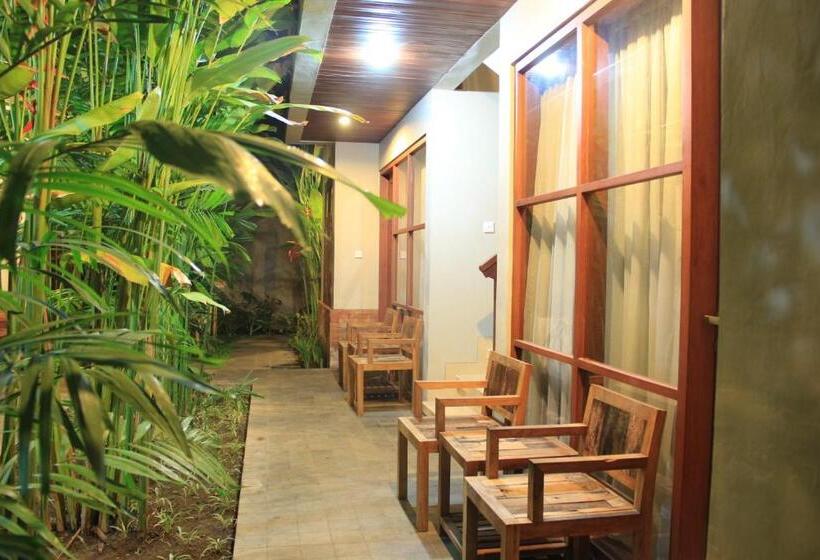 Fotos del hotel Semarandana Bedrooms And Pool:  2