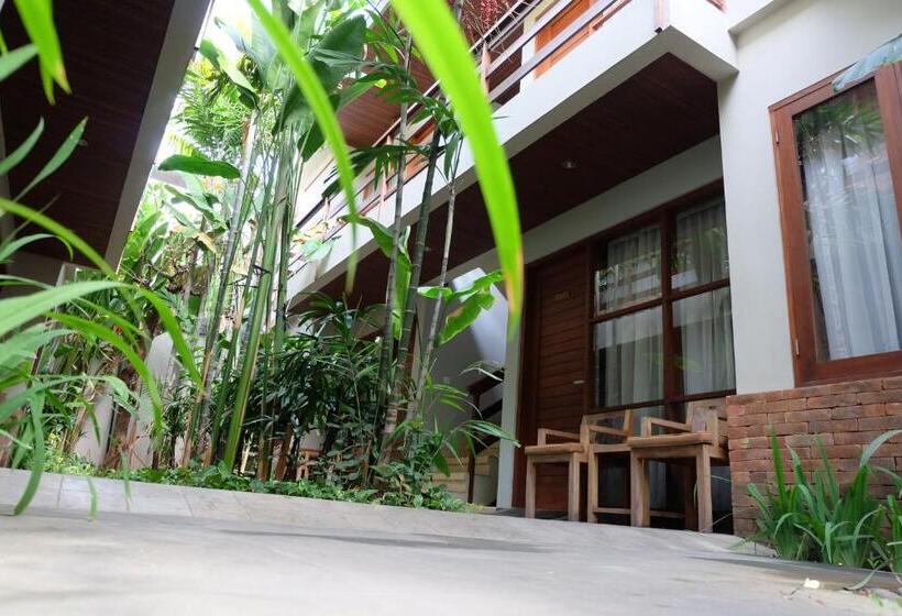 Fotos del hotel Semarandana Bedrooms And Pool:  6