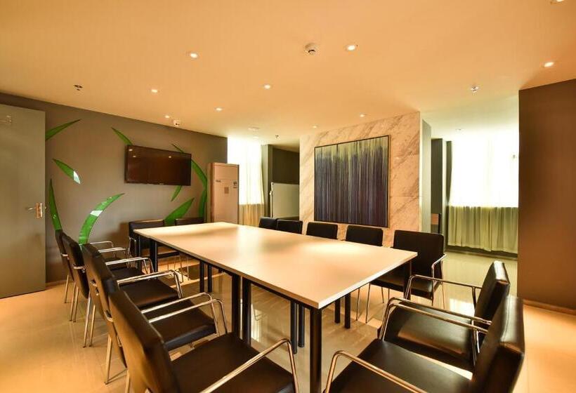 Fotos del hotel Jinjiang Inn Haikou Binhai Avenue Qilou Old Street:  5