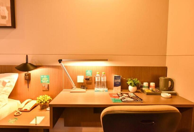 Fotos del hotel Jinjiang Inn Haikou Binhai Avenue Qilou Old Street:  24