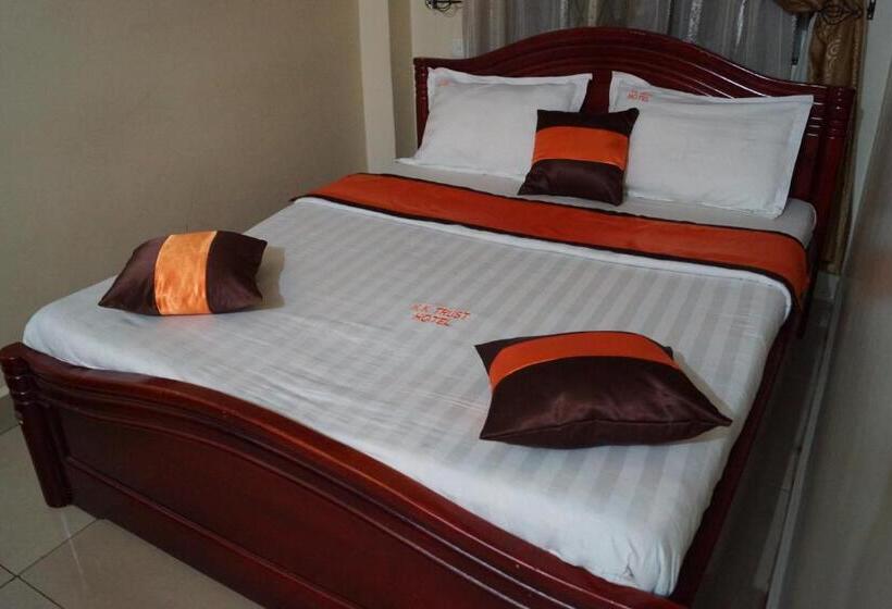 Fotos del hotel Kk Trust:  10