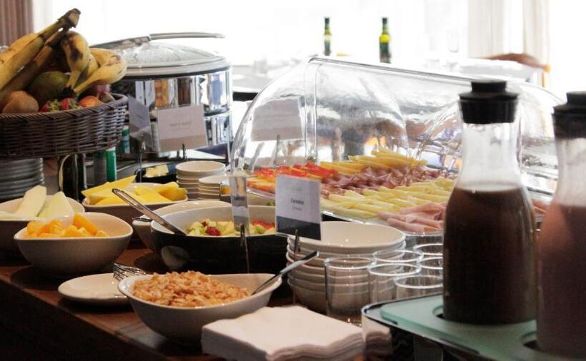 Fotos del hotel Cottage Puerto Buceo:  22